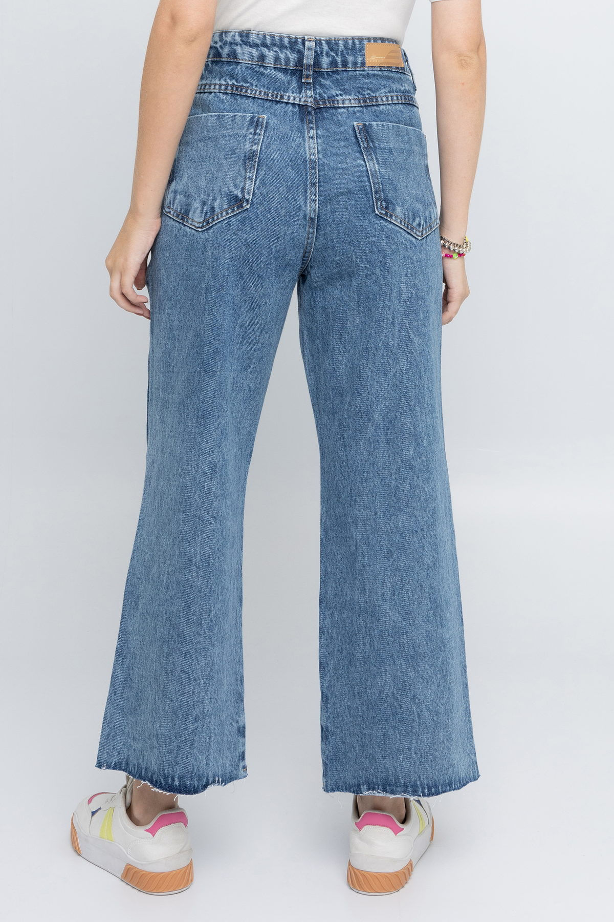 Calça jeans hot sale feminina caedu