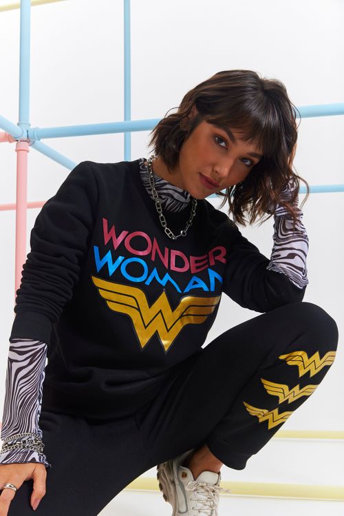 Blusão Feminino em Moletom Fechado com Estampa Dourada Mulher Maravilha