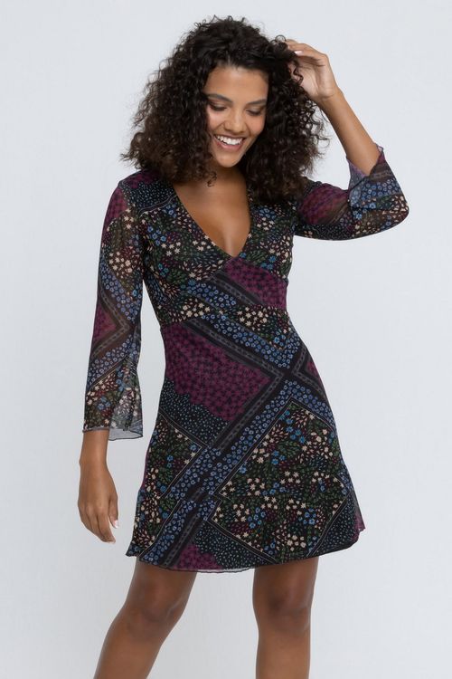 Vestido Feminino Romântico em Tule com Estampa Floral Preto