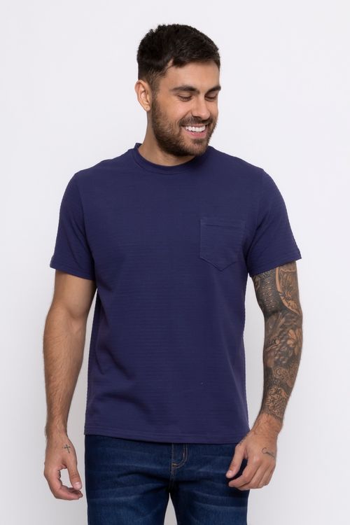 Camiseta Masculina Maquinetada com Bolso Azul Marinho