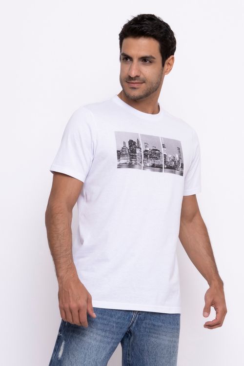 Camiseta Masculina com Estampa Cidade Branca