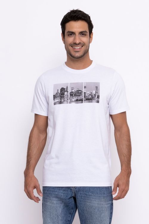 Camiseta Masculina com Estampa Cidade Branca
