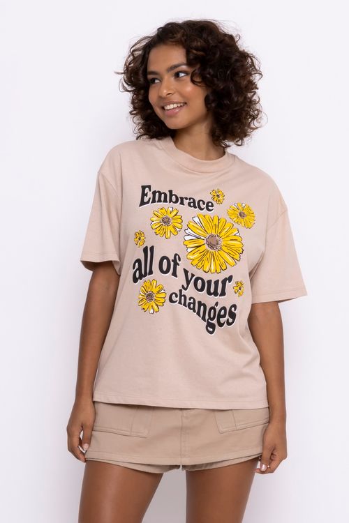 Blusa Oversized Feminina com Estampa Flores Bege