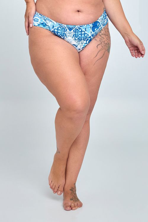 Biquíni Feita Pra Mim Feminino Bottom Bombom Azulejo Estampado. Modelo Plus Size.