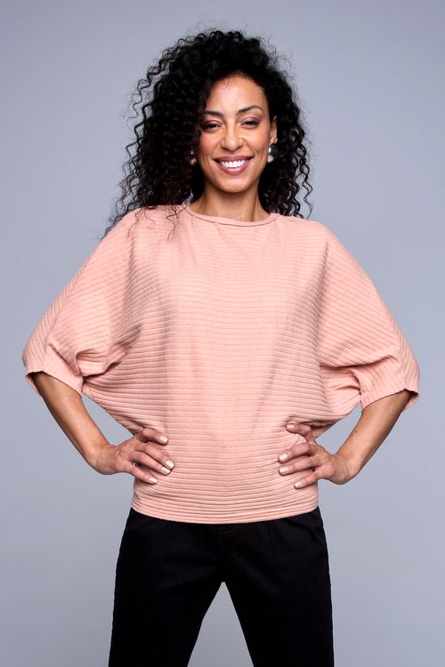 Blusa Feminina Canelada Ampla peludinha rosa claro