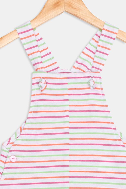 Salopete Infantil Listrado Off White e Rosa Tam 4 a 8