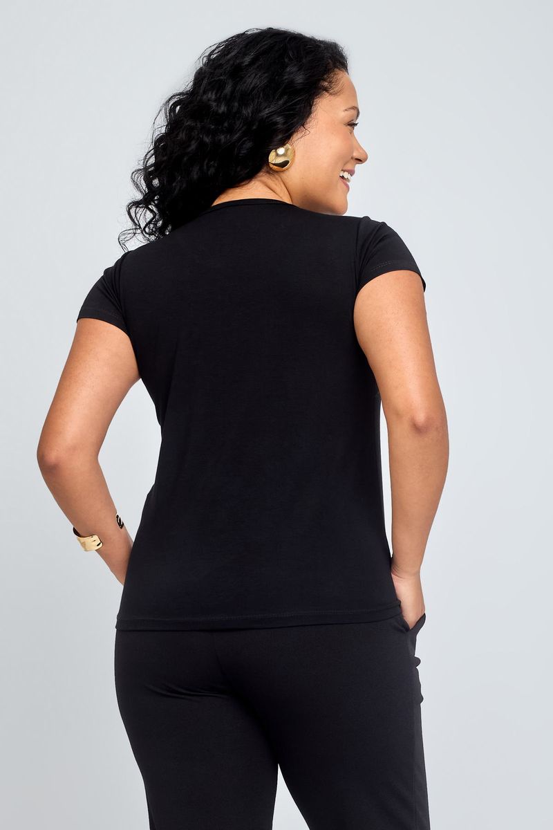 Blusa-mc-bolso-frente-preto-preto-P