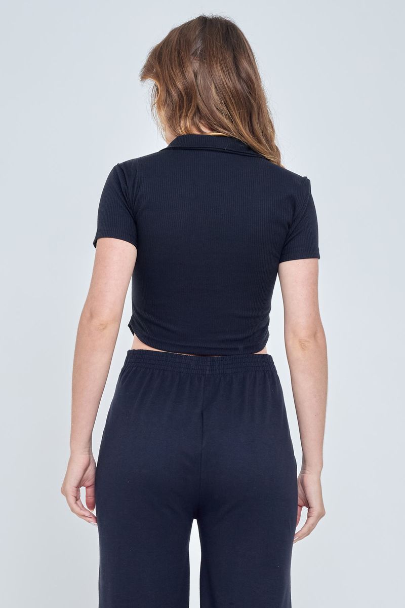Polo-fem-fsh-mc-93334-estmp-frente-preto-G