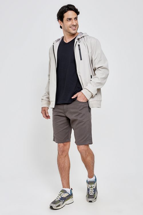 Bermuda Masculina Sarja Chumbo Caedu: Conforto e Estilo