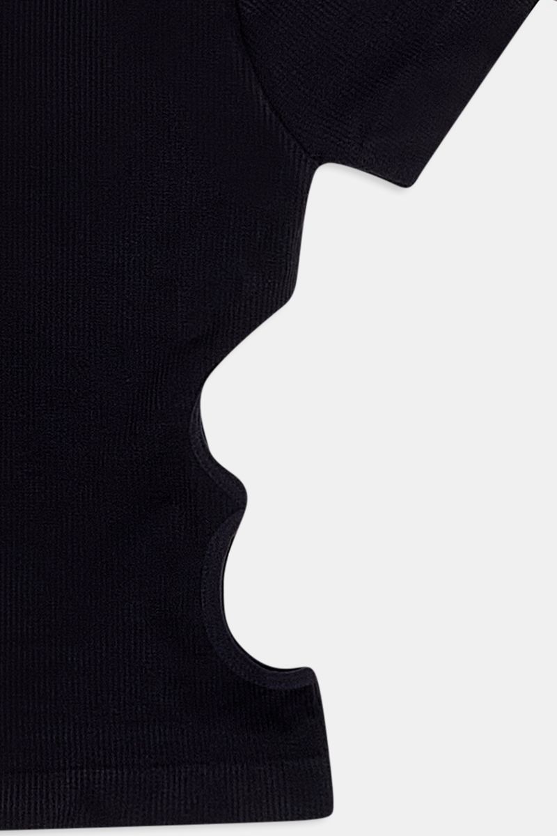T705058100003_4.jpg
