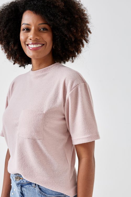 Blusa Feminina Caedu Rosa Peludinho Manga Curta com Bolso