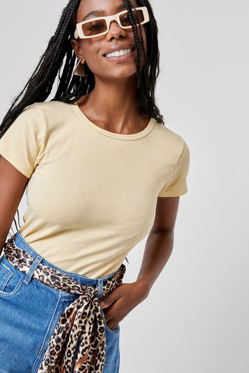 Blusa Feminina Básica Algodão Amarelo Claro Caedu