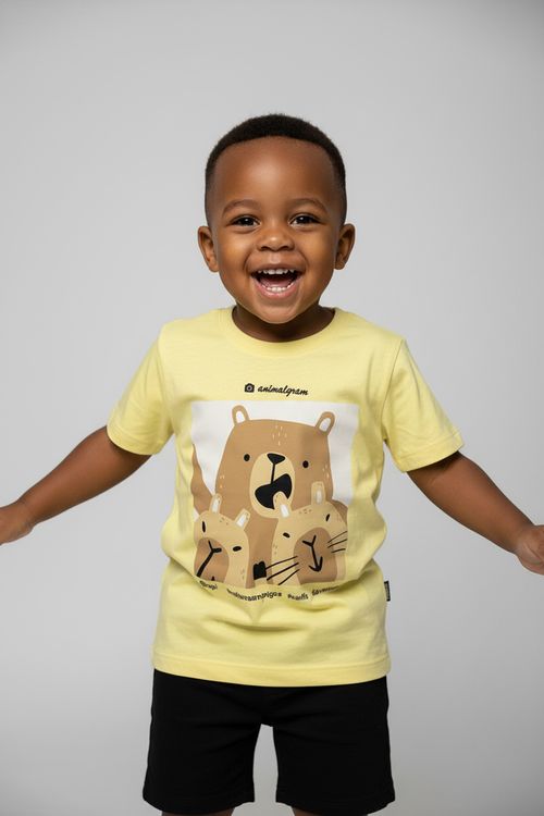 Camiseta Infantil Amarelo Claro Animalgram Urso e Capivaras