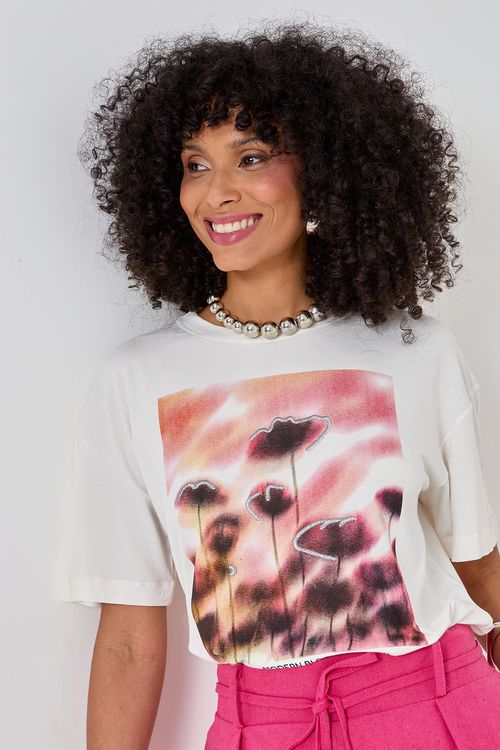 Blusa Feminina Off-White Estampa Floral Pôr do Sol Cintilante