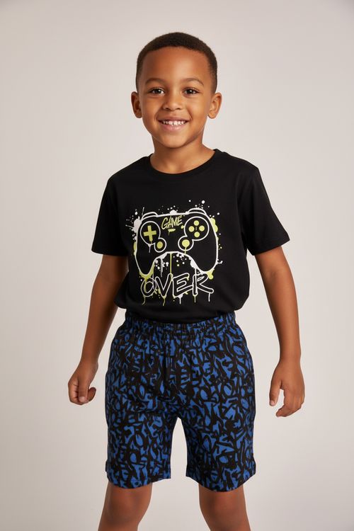 Conjunto Infantil Menino Preto Controle e Shorts Preto Estampa Azul