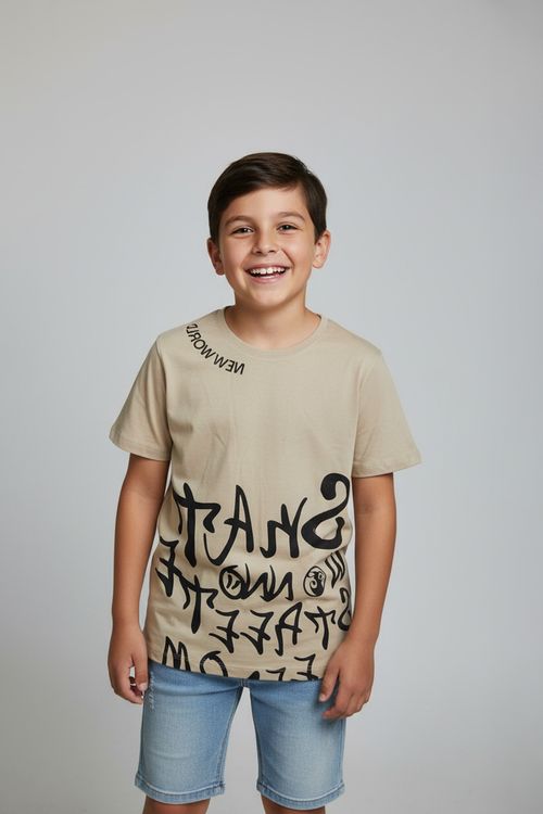 Camiseta Infantil Bege Estampa Grafite NEW WORLD
