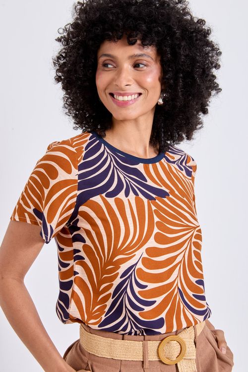 Blusa Feminina Estampa Folhagem Tropical Manga Curta