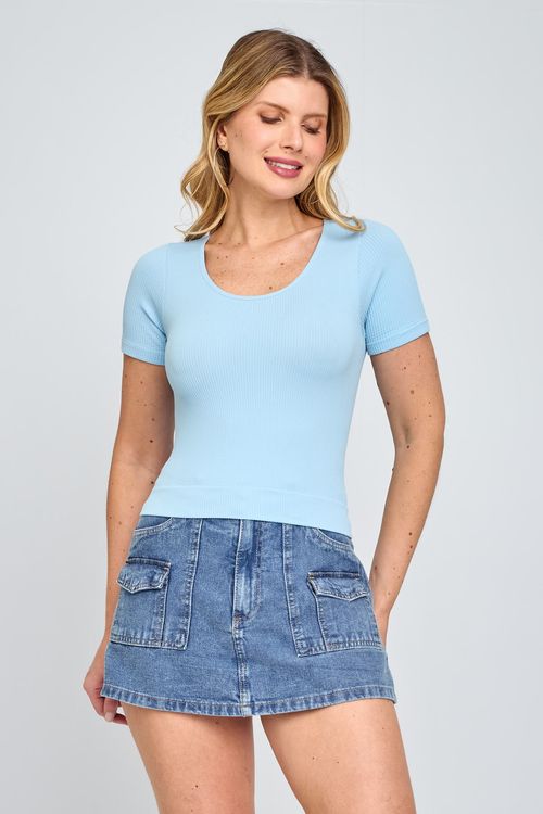 Blusa Feminina Caedu Azul Clara Decote U Manga Curta