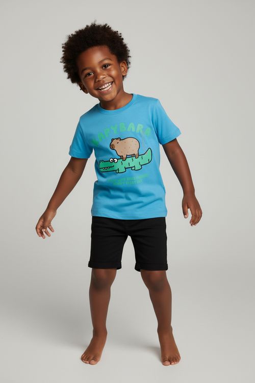 Camiseta Infantil Azul Claro com Estampa de Capivara e Jacaré