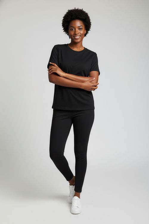Blusa Feminina Conforto Essencial Toque Macio Preta