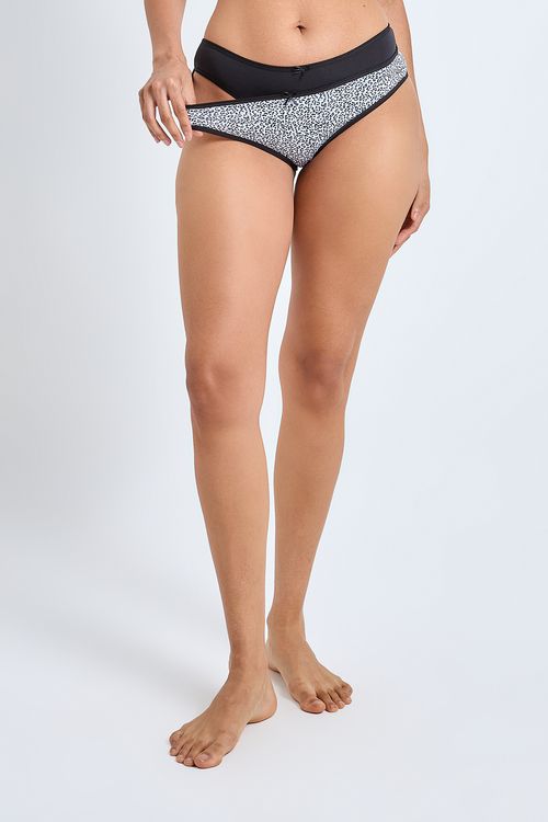 Kit 2 Calcinhas Conforto Femininas Preta e Onça