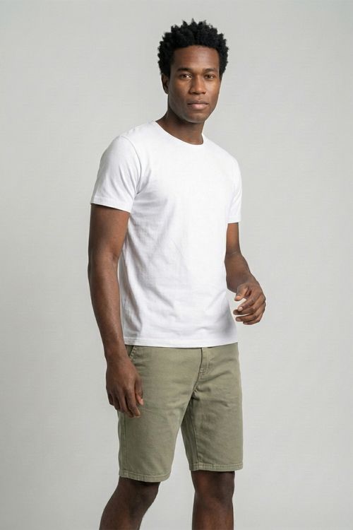 Bermuda Masculina Verde Médio Lisa