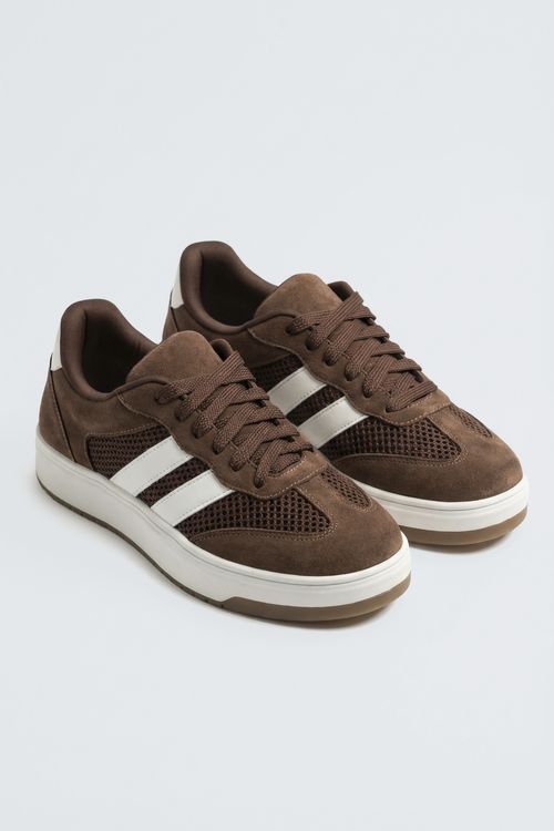 Tênis Masculino Marrom Café Faixas Brancas e Tela