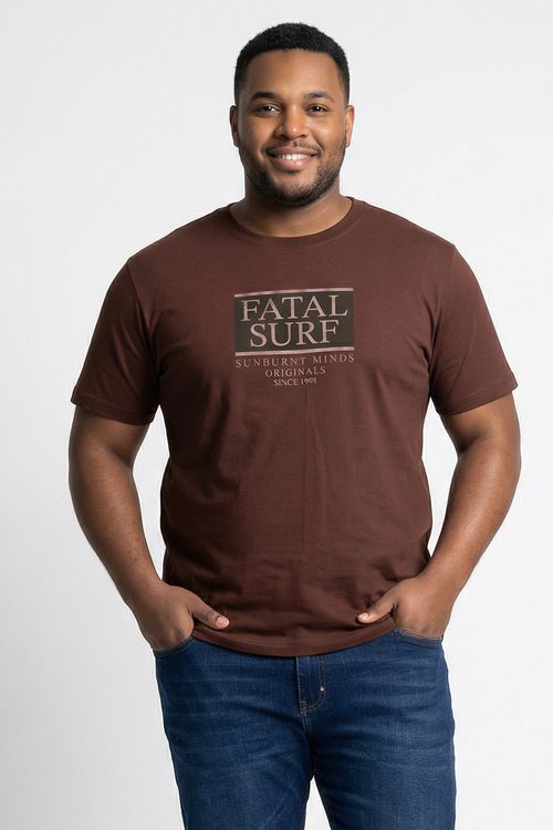 Camiseta Masculina Marrom Médio Estampa Fatal Surf Streetwear