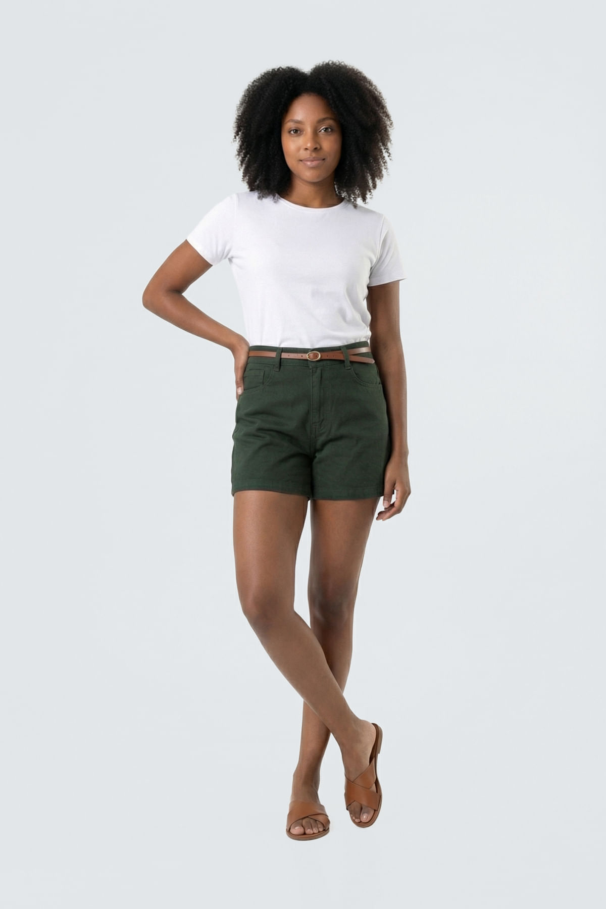 Shorts Feminino Verde Militar com Cinto Marrom - imagem 1
