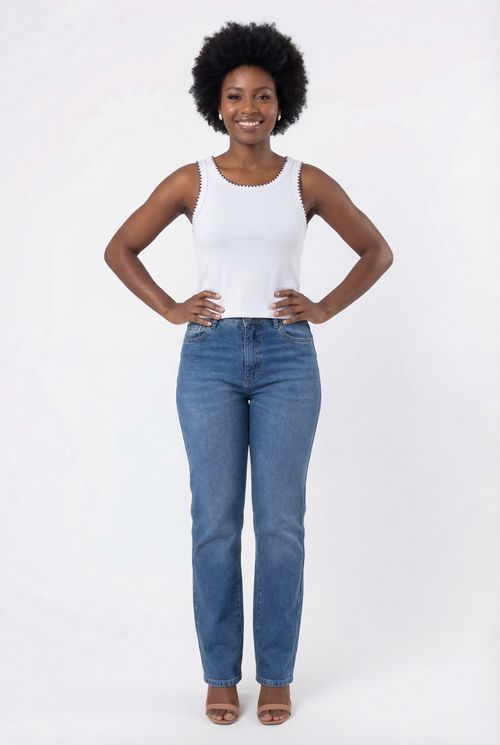 Regata Feminina Branca Canelada com Borda Picotada