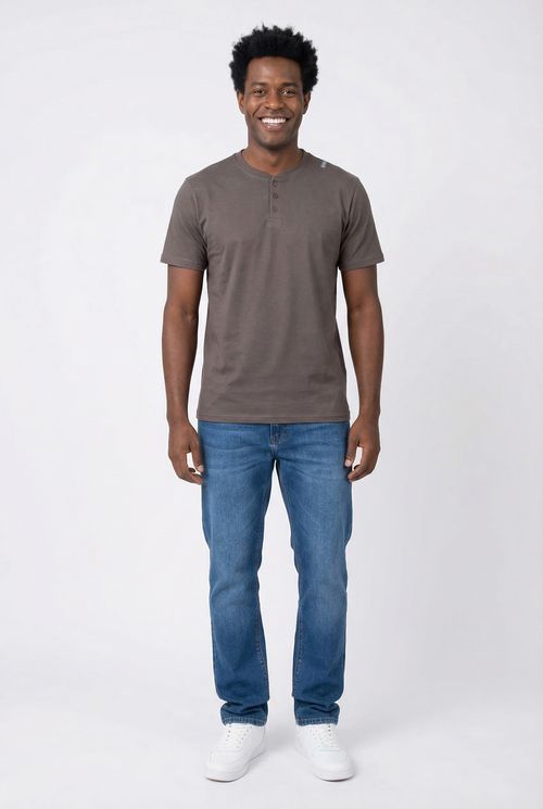 Camiseta Masculina Henley Marrom Escuro