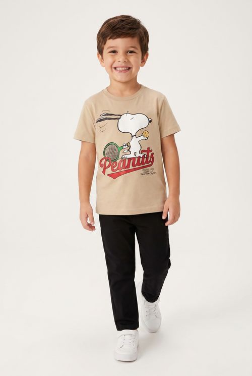 Camiseta Infantil menino Bege Snoopy Tênis