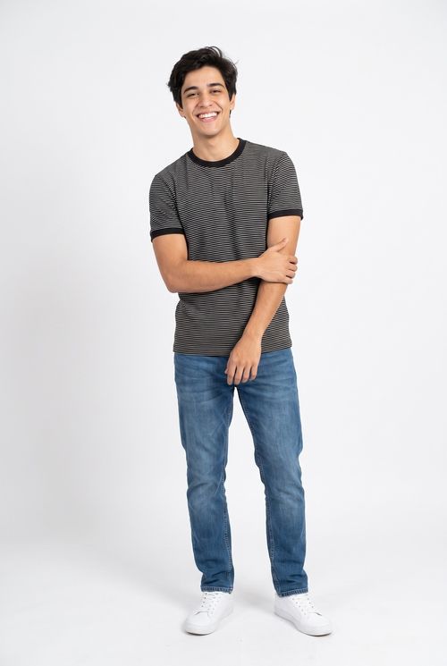 Camiseta Masculina Piquet Listrada com Detalhes Pretos