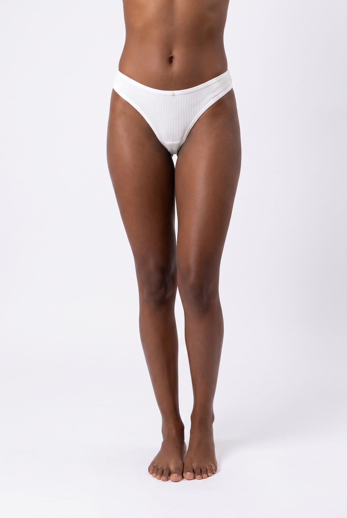 Calcinha Biquíni Feminina com Botão Off White - imagem 1