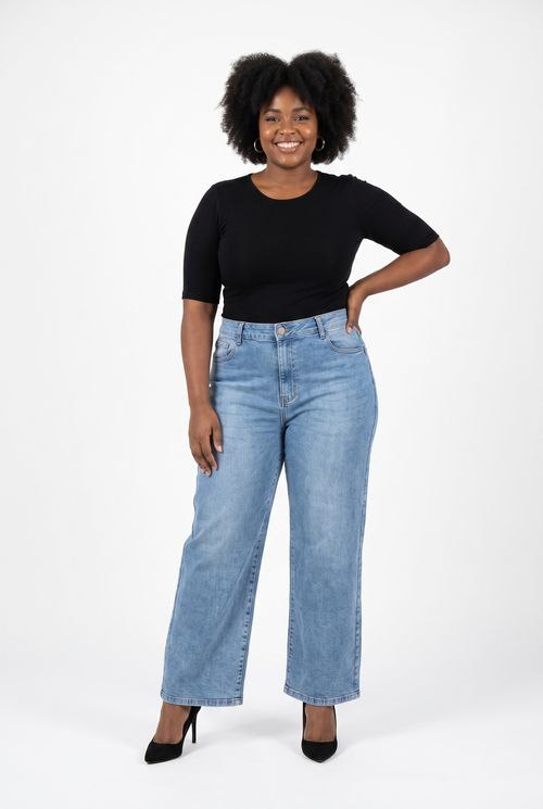 Calça Jeans Feminina Reta Estonada Azul Médio Plus Size