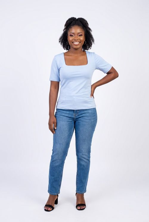 Blusa Feminina em Poliamida Decote Quadrado Azul Claro